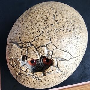 Pena 1994 Windstone Editions Hatching Gargoyle Dragon Egg Statue Figurine